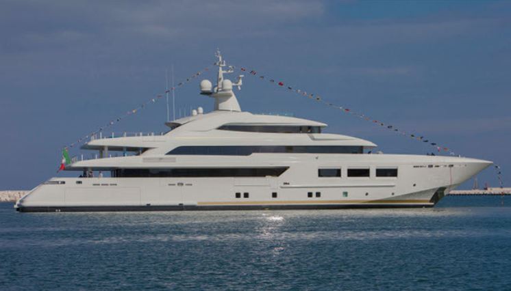 Yachts middle east - CRN - 61 M