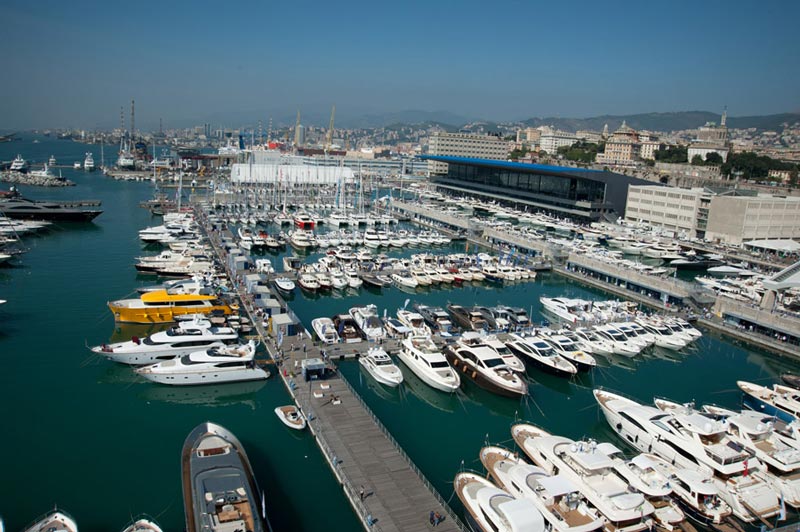 Yachts middle east - ferretti - Genoa Boat show