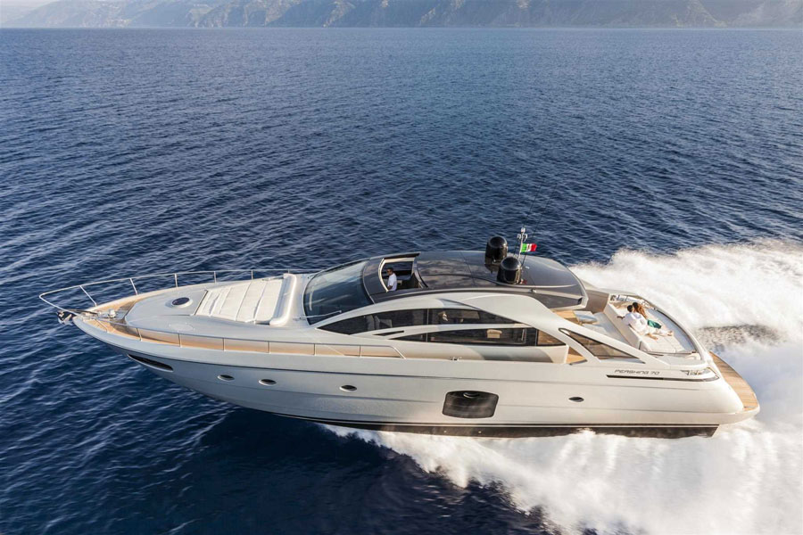 Yachts middle east - pershing 70 - 1