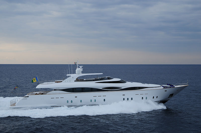 yachts middle east - Maiora 39