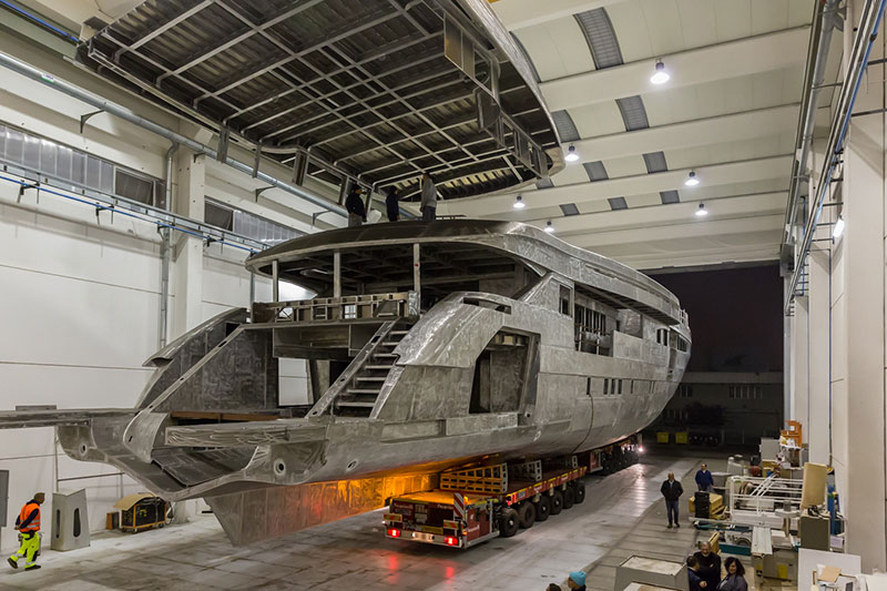 Yachts middle east - WIDER 165' - fitting out