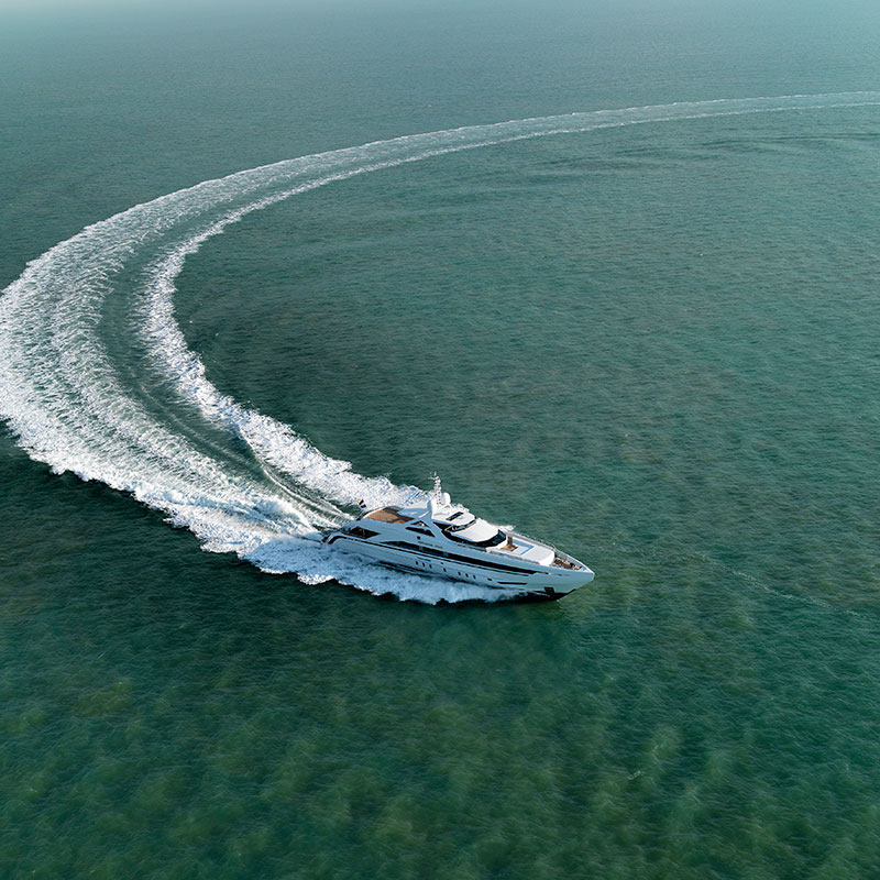 yachts middle east - Amore mio